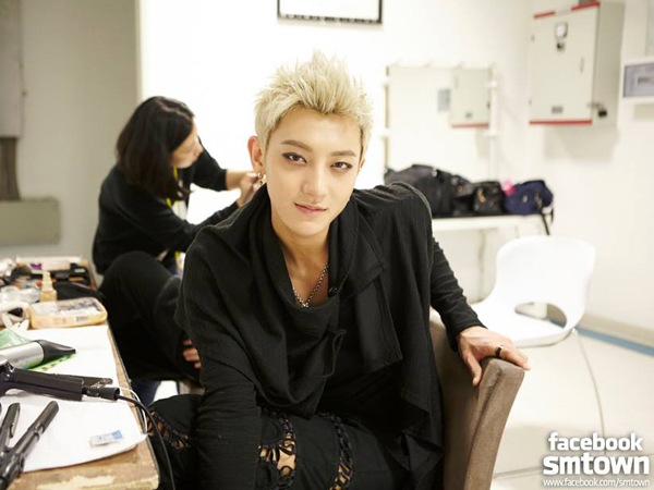 Wah, Tao EXO Minta Fans Meneleponnya Saat Ada Masalah?